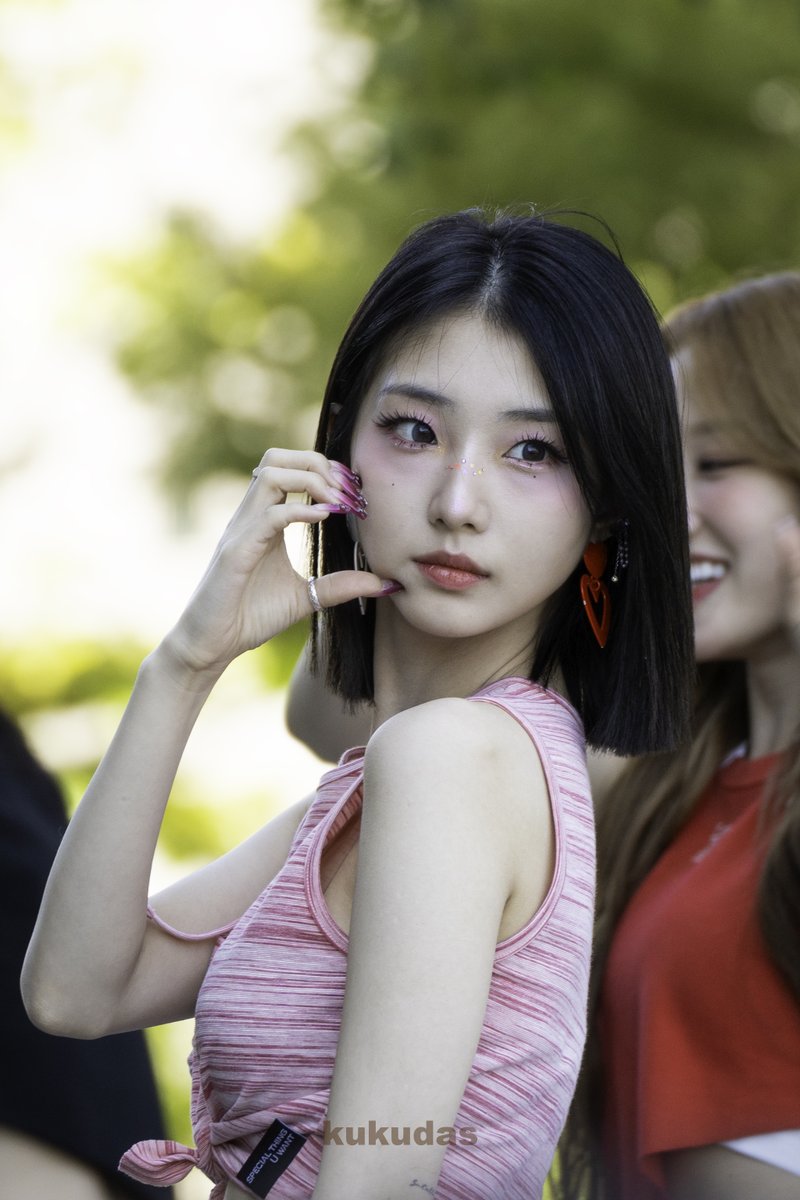 kukudas_5b's tweet photo. 240924 루셈블 더쇼 미니팬미팅
#루셈블 #loossemble
#Yeojin #여진
#TTYL https://t.co/3y65tjnaLH