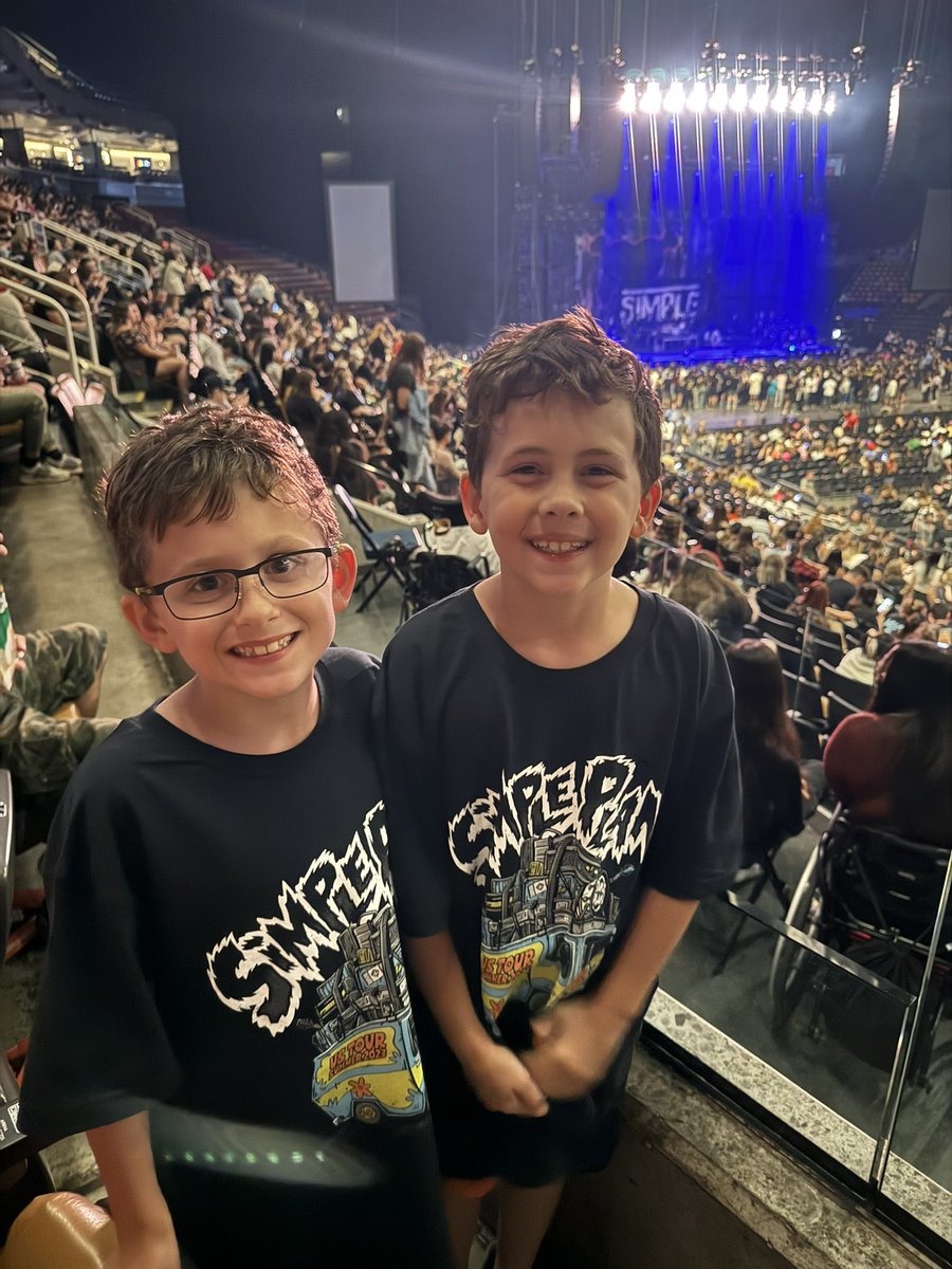 Valeen Hobden tweet media