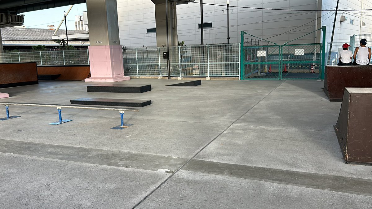 futabason's tweet image. 涼しくなったので、久しぶりにsk8🛹やりに来た。#隅田公園 #スケートパーク