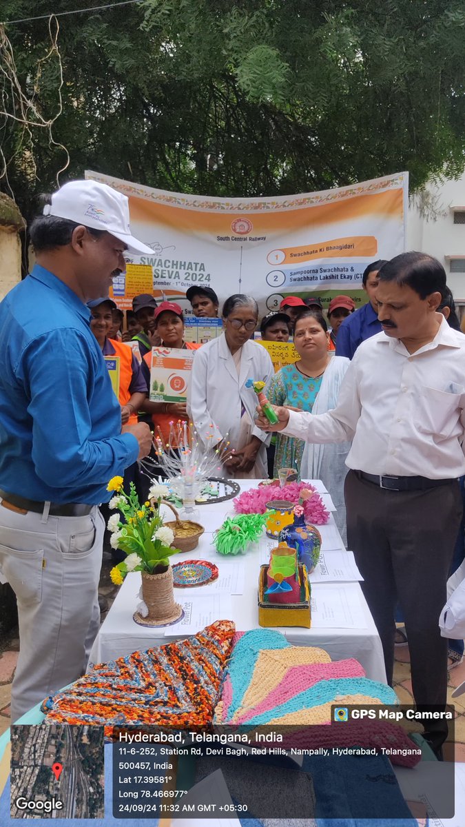 drmsecunderabad's tweet photo. #Swachhata Hi Sewa campaign 2024 #Cleanliness awareness  program #PCMD , https://t.co/oYkg2bJQoL and Dy.CMD.HQ #decorative items made out of waste plastic and paper waste to Art  by Housekeeping staff of Hyderabad Station @Hyderabad station, Railway colony
@Secunderabad Division https://t.co/EVhrBuqp6N