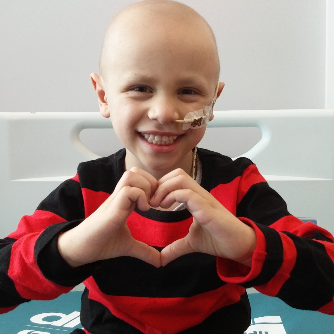 Scott’s son Ben died from #rhabdomyosarcoma in 2019. Now, Scott fundraises through <a href="/PassTheSmileOrg/">Pass The Smile For Ben🎗🌻🐋</a> and advocates for better #research 🔬

Find out how parents can improve research in Scott's interview at bit.ly/47ADjtC

#ResearchRoundup #ChildhoodCancerResearch