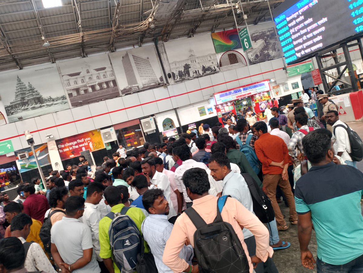 abhishekja48492's tweet photo. Protest4GmPower
रेल मंत्री जी #रेल_अप्रेंटिस की आवाज सुने रेल में हो रही लगातार दुर्घटना को सिर्फ रेल अप्रेंटिस की सीधी नियुक्ति से रोका जा सकता है क्योंकि रेलवे के पास 3 लाख पद खाली पड़े है
@RailMinIndia 
@RailwaySeva 
@AshwiniVaishnaw
@RahulGandhi
@HqNrmu @ANI @SCRailwayIndia https://t.co/qG2zBOQaPo