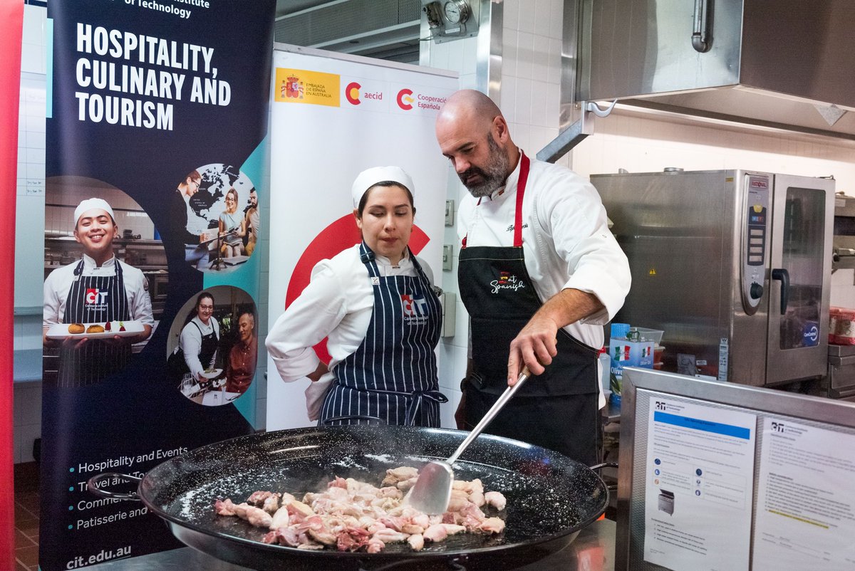 Thanks to <a href="/eat_spanish/">Eat Spanish</a> and <a href="/Canberra_CIT/">Canberra Institute of Technology</a> for celebrating International Paella Day with us through a fantastic Masterclass. It was the perfect opportunity to learn how to create authentic Spanish paella! 🇪🇸🥘