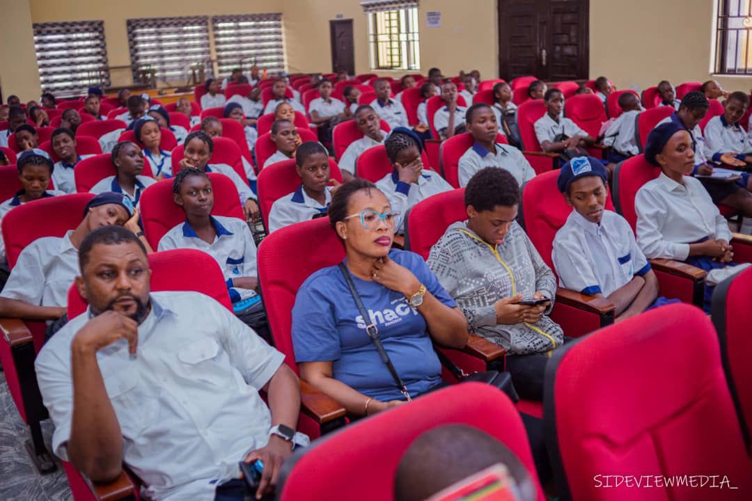 banbchq's tweet photo. GLOBAL BAN EDUCATIONAL SCHOLARSHIP PRESENTATION, PORT HARCOURT, RIVERS STATE. 

The event took place on Tuesday, 17th September, 2024, in Port Harcourt, Rivers State. This was put together by our brothers in Rivers state.

In attendance were the BAN Global President, Engr. Azubike Onowu and some of the beneficiaries and their parents/guardians, teachers from benefiting schools and observers from the host community. 

Addressing the crowd, the BAN Global President reiterated his commitment to giving back to society via the SDG 4 - Quality Education for all. He counted the students lucky to be among the selected beneficiaries and promised more of such gestures from BAN. 

He charged both the benefitting students and non-benefitting students of the scholarship to brace up to future challenges. 

The beneficiaries were drawn from 15 different schools across Rivers State. 

21 beneficiaries with ₦630,000.
19 beneficiaries with ₦570,000.

The BAN Global President also promised an additional ₦300,000 which will cover 10 extra students across the benefiting schools. 

The head girl (a beneficiary) from one of the schools on behalf of all the beneficiaries described the Global President - BAN as a fine gentleman, thanking him for his words of wisdom and motivation. She thanked BAN for such a wonderful initiative, praying that God blesses us immensely while also appreciating our global president for being physically present. 

A parent described BAN as an organization with men of integrity, stating clearly that the men she saw are indeed men of calibre and high repute. She was happy and grateful to BAN for the scholarship to the student beneficiaries.

The teachers were not left out as they were full of joy. They beckoned on us to continue with such a laudable initiative. 

The Local Coordinator in his closing remark reminded the beneficiaries that they are opportuned to be found worthy of the scholarship and encouraged those who were not selected not to feel otherwise. 

#Zeta
#GlobalBANScholarship #EmpoweringYouth #EducationMatters #SDG4 #QualityEducation #BAN
#BrothersAcrossNigeria