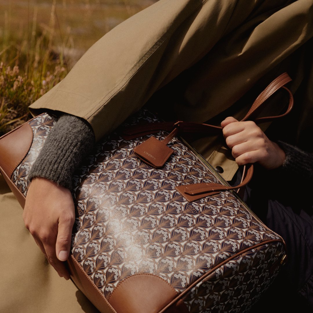 prezzee's tweet photo. With endless choices from timeless fashion to luxurious finds, the Liberty London eGift Card is perfect for celebrating a special occasion or just because. 🛍️ @LibertyLondon 

#libertylondon #luxurygifts #fashion #gifts #gifting #giftideas #giftcards #egiftcard #giftingmadeeasy #prezzee