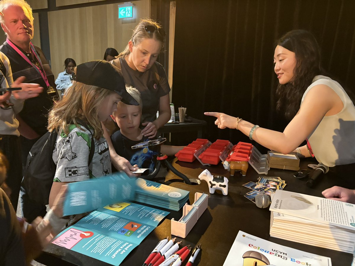 GlobalParasito1's tweet image. It was a lot of fun and a great pleasure to present at @Beakerhead 2024! Thank you @UCalgary @ucalgaryvetmed and TELUS Spark Science Centre for the opportunity and the amazing event!