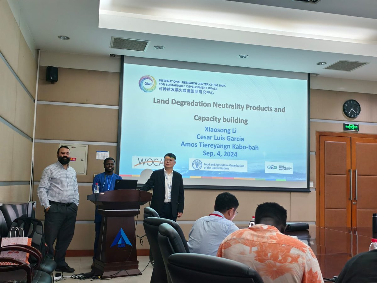 🌍 Exciting news from the #SIDS Capacity Building Workshop on #BigEarthData for #SDGs! 🌱 GEO LDN, with Amos Kabo-bah &amp; Cesar Luis Garcia, shared progress on empowering #SIDS with key data 🏝️. Big thank you to collaboration with Prof. Li Xiaosong &amp; CBAS experts!