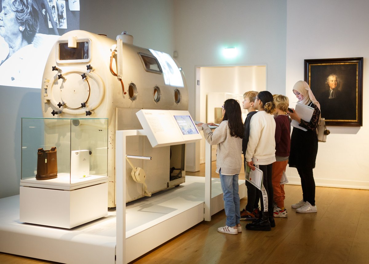 🌟 Vacature Alert: Museumdocent bij Rijksmuseum Boerhaave 🌟
Heb  jij een passie voor wetenschap, historie én educatie? Vind je het leuk  om jong en oud te inspireren? Dan is deze vacature iets voor jou!
lnkd.in/eZxcdAD

#vacature #museum #museumdocent #gezocht