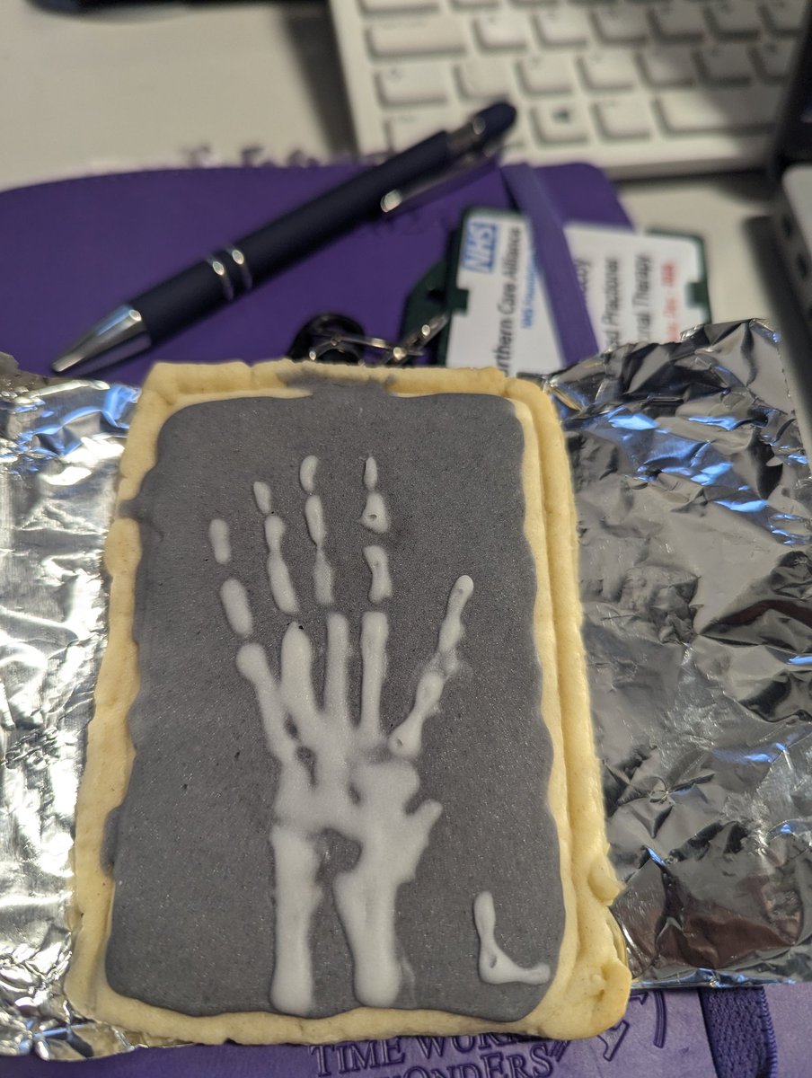 Catherine McCoy (@cathmccoy) on Twitter photo Wouldn't normally have a biscuit in the 7.30am meeting but when an amazing student has iced a different hand x-ray image on every one it would be rude not to ๐๐๐ป๐ฆด#handtherapy <a href="/SalfordCO_NHS/">Salford Care Organisation</a> Wouldn't normally have a biscuit in the 7.30am meeting but when an amazing student has iced a different hand x-ray image on every one it would be rude not to ๐๐๐ป๐ฆด#handtherapy <a href="/SalfordCO_NHS/">Salford Care Organisation</a>