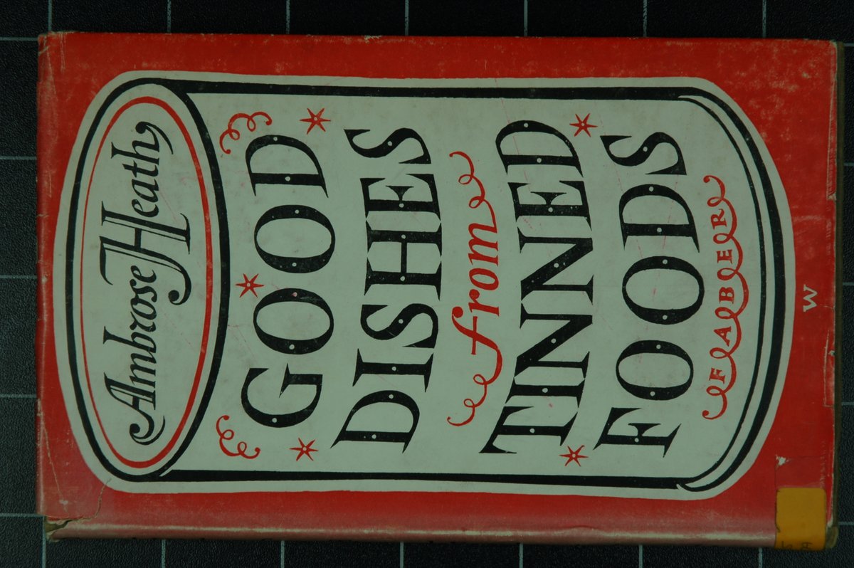 GuildhallLib's tweet photo. 🍽️Selections from #GuildhallLibrary's extensive food and drink collection. Bon appetit! 🥂📚 https://t.co/4aEl3uL4TB