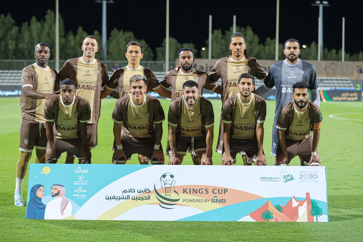 Chris Smalling tweet media