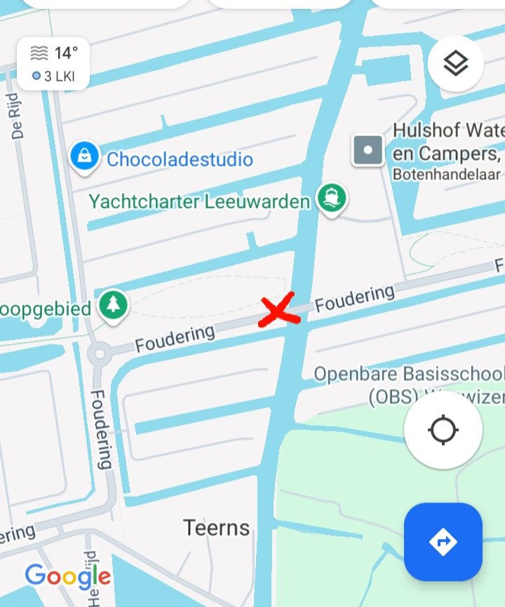 WJ_Reit's tweet photo. @Gemeente_Lwd er ligt glas op het fietspad op de Pylkwiersterbrege, Zuiderburen. Kunnen jullie hier een bezemwagen naar toe sturen? Alvast bedankt! https://t.co/gAb6sPDqjr
