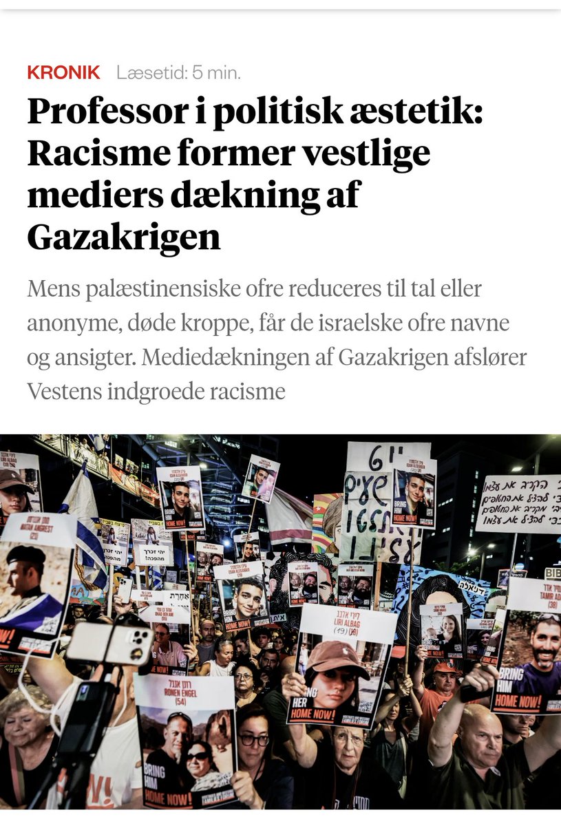 Anna_Askjaer's tweet photo. Glimrende kronik af professor Mikkel Bolt. Must read! 

At han henviser til Mediekritisk Netværk gør naturligvis kun kronikken bedre 😉

Virkelig en god , vigtig og relevant gennemgang. 

Uddrag her - link nederst: 

"Konfronteret med de hjemlige og internationale mediers dækning af det snart ét år lange folkemord i Gaza, er det desværre ikke svært at se relevansen af Halls analyse. Kontrasten mellem gengivelsen af de israelske ofre for Hamas’ aktion den 7. oktober 2023 og de palæstinensiske ofre for den israelske hærs kampagne derefter har været ganske overvældende. Ifølge de palæstinensiske sundhedsmyndigheder er mere end 40.000 mennesker blevet dræbt. Gaza er et område på størrelse med Langeland, hvor der lever mere end to millioner mennesker. I dette område har Israels hær siden midten af oktober smidt mere end 70.000 tons bomber."

"I forlængelse af Hall kan vi sige, at de vestlige mediers ukritiske overtagelse af den israelske stats framing af konflikten er et udtryk for en racisme, der den dag i dag gennemsyrer Vestens måde at se på verden. 

En del af forklaringen på denne komplekse forskydning, hvor ofre og gerningsmænd bytter plads, er Vesten selv, der behændigt kan sætte en parentes om vestlig kolonisering og europæisk antisemitisme. Palæstinenserne ender med at overtage skylden for den europæiske antisemitisme, hvorved Vesten ender på den rigtige side af historien. Smart. Antisemitterne er nu palæstinenserne, ikke os. Og ved at bakke op om Israels i enhver henseende uacceptable krig, er vi pludselig home free. Det hvide overherredømme kan på den måde fortsætte ufortrødent."

"De fleste vestlige medier bryster sig af en forestilling om kritisk distance eller neutralitet, men dækningen af det mest intense bombardement af et urbant område i nyere historie lader meget tilbage at ønske. Som blandt andet Mediekritisk Netværk har dokumenteret, tenderer dækningen til at skildre den israelske hærs bombardementer og aktioner i et sprog, der både usynliggør militærets rolle og naturaliserer de civile ofre og fratager disse rollen som aktører med en egen historie."

https://t.co/DukmqZ33dp
