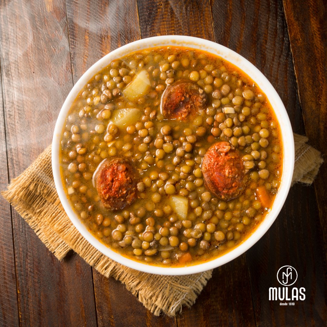Carnicasmulas's tweet photo. Es #otoño 🍂, sí: presentes la cuchara en nuestros menús diarios 🍴😋. Y el truco para conseguir los mejores #guisos como los de toda la vida lo tenemos: #legumbres de la Valmuza acompañados del mejor #compango. ¡Nosotros ya hemos empezado a salivar! 👌🤤 https://t.co/5OIz0VK8Jb https://t.co/oTfaACPJAn