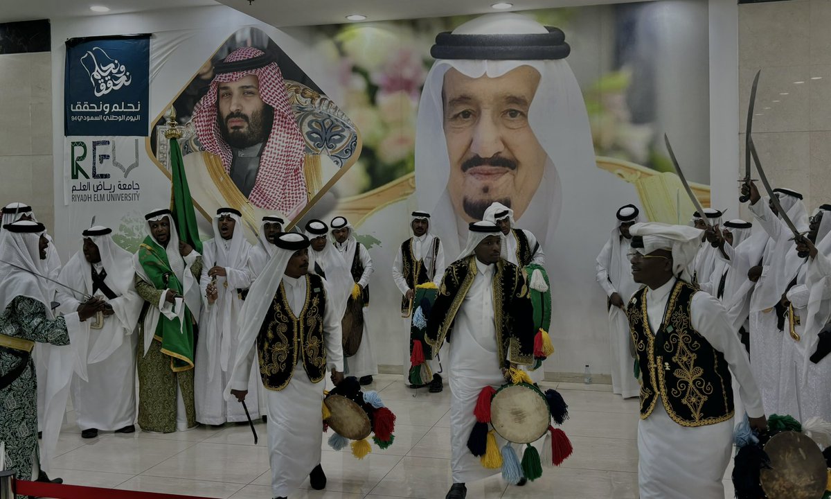 AnizeHadeeel's tweet photo. 23 SEPTEMBER .

HAPPY NATIONAL DAY 94🇸🇦🤍. https://t.co/EzKyv5lPdX