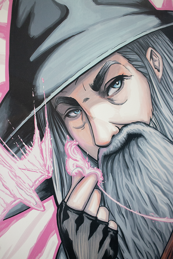 davidvipart's tweet photo. 🎲 'Un sorteo nunca llega tarde, Frodo Bolsón, ni pronto; llega precisamente cuando se lo propone' Llévate este póster de Gandalf el gris, maestro de fuegos artificiales. Para participar:
1) Sigue esta cuenta.
2) Da Me Gusta ❤️ y Retuit 🔁 a este post.
3) Etiqueta en comentarios a un amigo o amiga que sea un Tuk insensato 🏷️
Tenemos que llegar a 3.000 seguidores y así lo celebramos.
Plazo hasta el viernes 27 a las 23:59 y solo para España - Sigue ⤵️