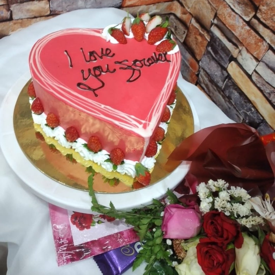 AzaleaAfrica's tweet photo. π This is how you add some extra sweetness to your sweet love πβ¦ Surprise your special someone with a heart-shaped cake that celebrates your bond.
Order Your Love Cake Today - 0746 532319
#cakecompanion #sweetestmoments #cake #cakes #cakedecorating #cakeart #cakestyle https://t.co/YdqaPhUBMC