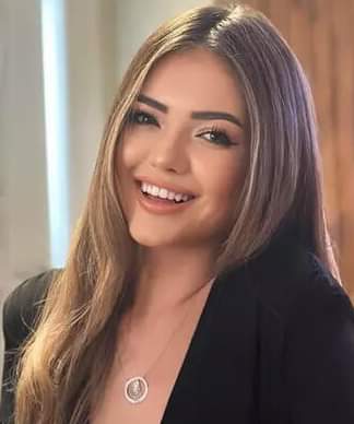 Sosyal medya ünlüsü Kübra Aykut İstanbul'daki evinin balkonundan ölüme atlatı. Genç fenomenin mektubu:
“Kendi hür irademle atladım. Herkese iyi geldim ama kendime iyi gelemedim. Günlerdir can çekişiyordum ama kimse görmedi. Özür dilerim. Nasıl şaşırttım ama sizi?”