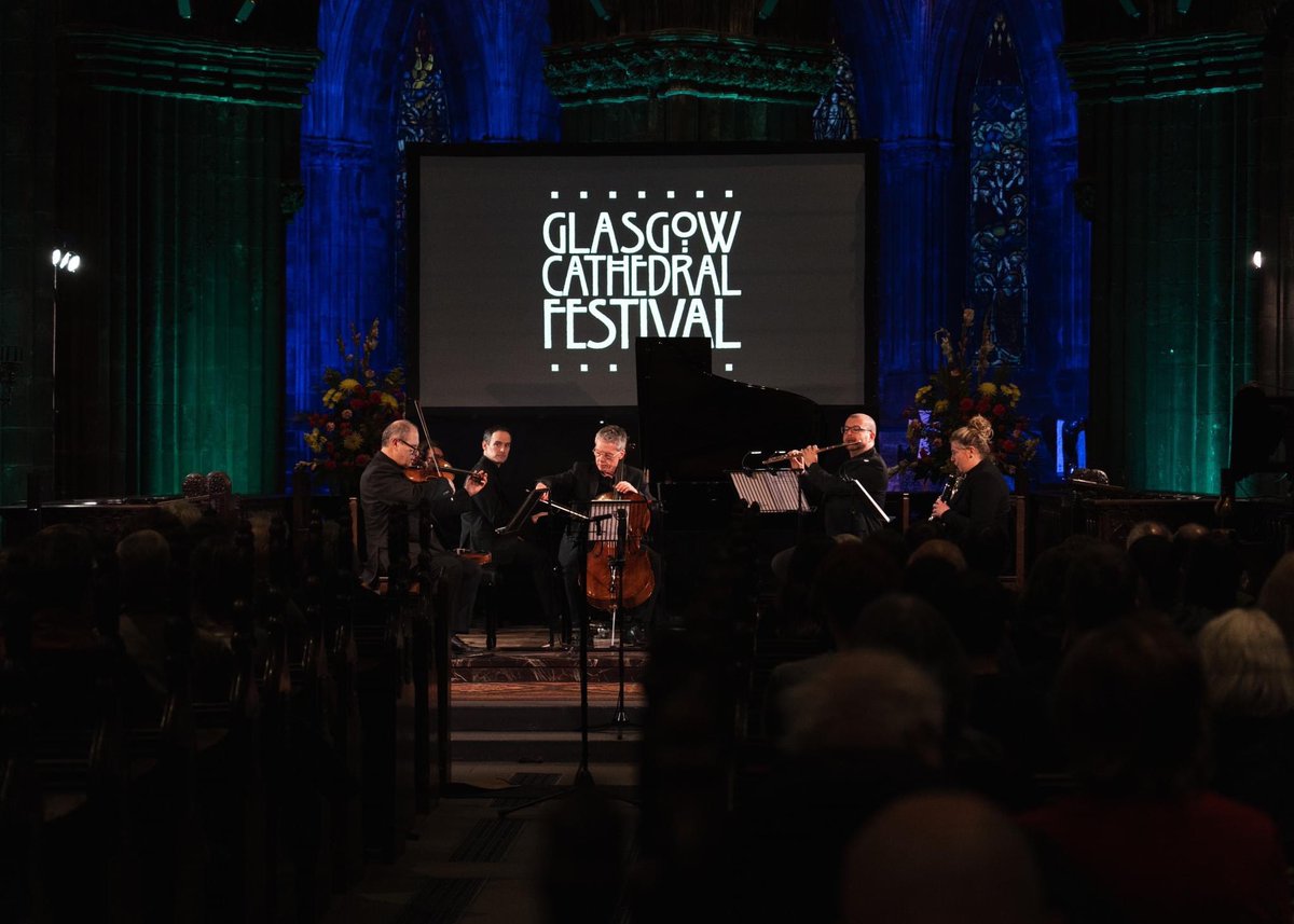 HEB_Ensemble's tweet image. Wow what an end to our Pierrot tour! Thanks to @CathedralFest for having us. 

On Saturday we performed our final #PierrotLunaire with @slampreasoprano, which we previously took to @LammermuirFest + @perthTCH.