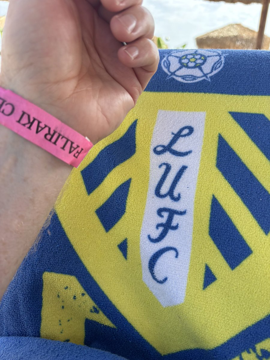paullufc1's tweet image. Have it