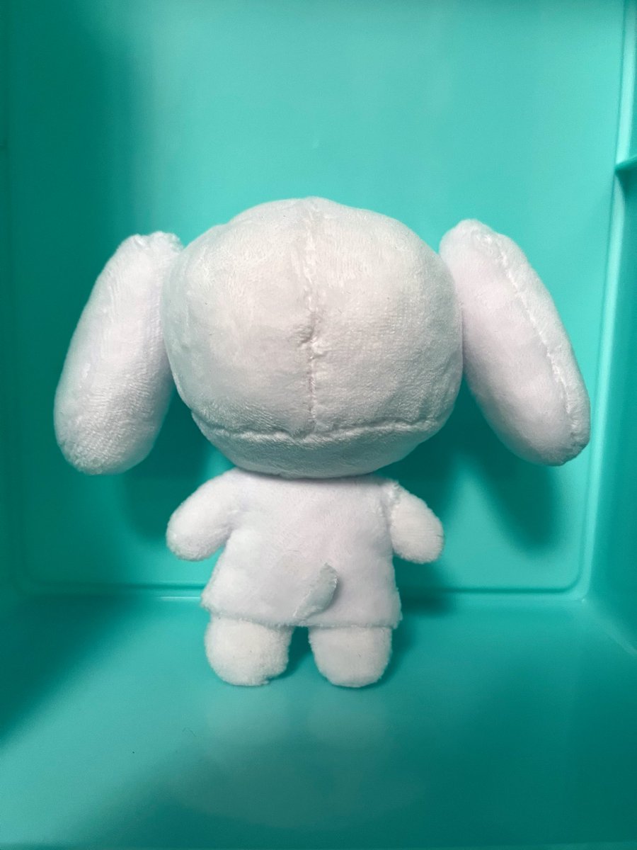 reserve7777's tweet photo. イヌヌさんの本体、ぬいぐるみで作りました！
#外飼イヌヌ　#イヌヌの絵さ箱 https://t.co/EHKJ1L1haC