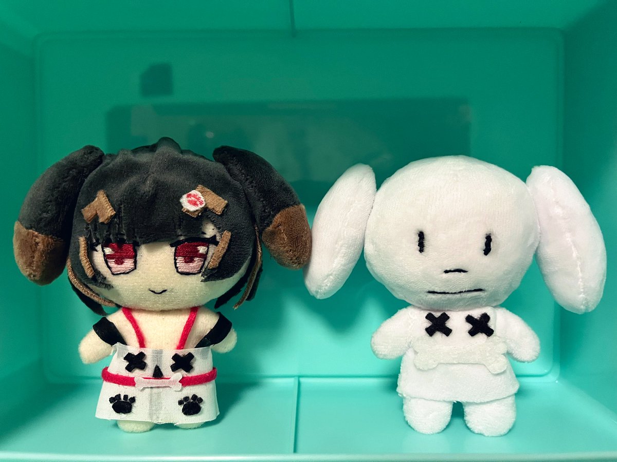 reserve7777's tweet photo. イヌヌさんの本体、ぬいぐるみで作りました！
#外飼イヌヌ　#イヌヌの絵さ箱 https://t.co/EHKJ1L1haC