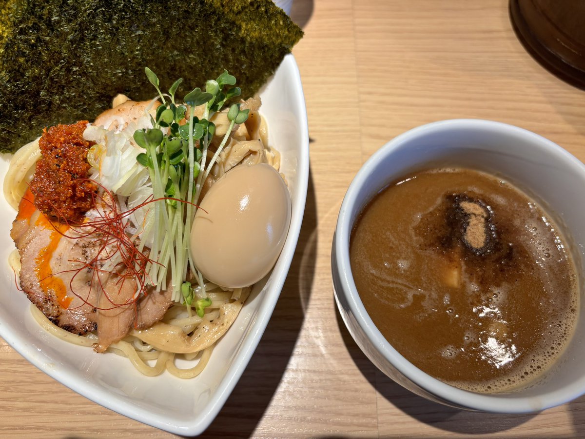 bitaoshitenchou's tweet image. 今日は12月登場予定！
#Lルパン3世 を見てきましたよ♪
モンキーパンチ先生に敬意を持ち試打‼️
いいんじゃないでしょうか😊発売を待ちましょう👍試打した後、
アームを強くする #最強のお守り を発見💡
これは