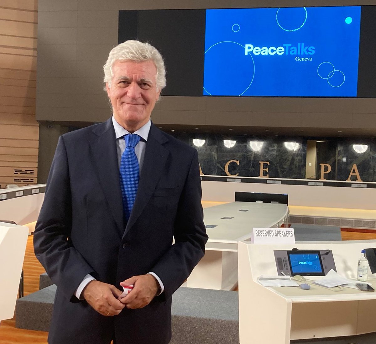 🔔Today is a very special day as we are celebrating our Secretary General <a href="/IglesiasSimoes/">Juan Simoes Iglesias</a>.

🙌Many happy returns of the day to Juan and we wish him a great time leading change and inspiring growth within our YMCA Movement in Europe. 

#ymcavision2030