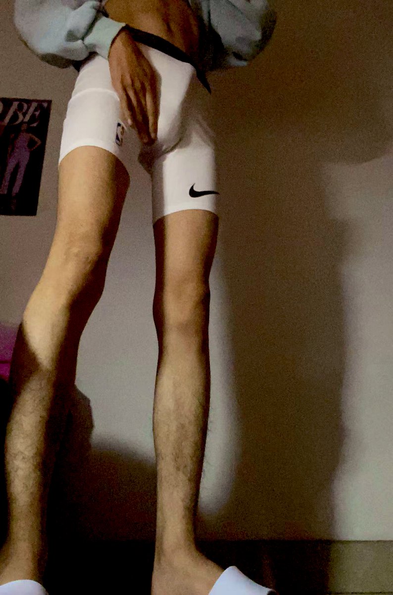 185黑皮体育生（bushi） tweet media