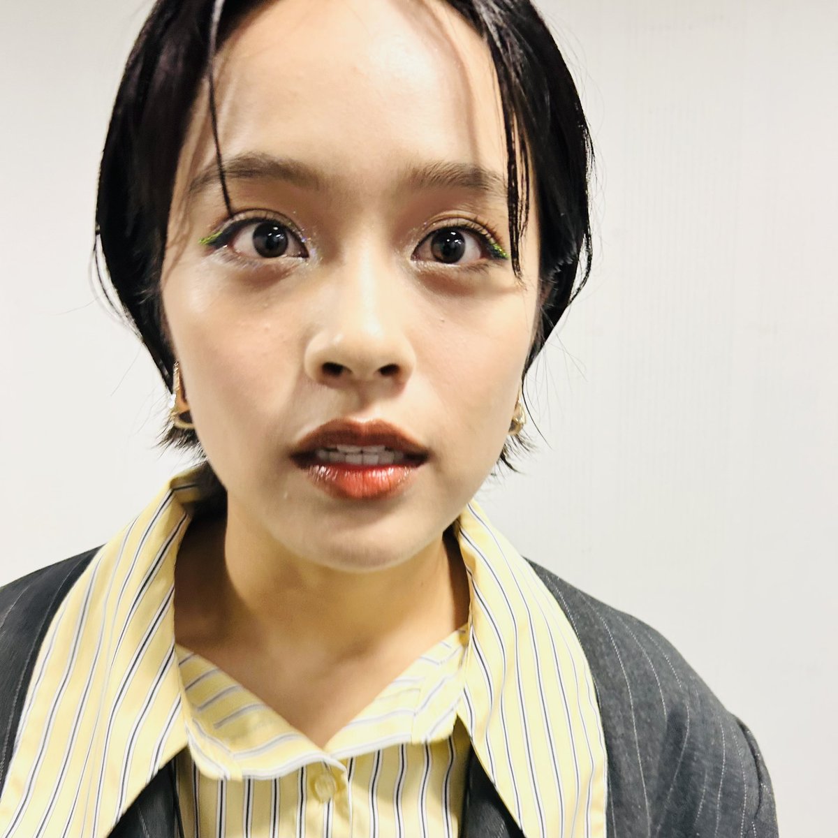 mEry97239295's tweet photo. Roots Tour大阪ありがとうございました!
無事東京に着いてます。
次は10月3日ヒューリックホール東京。
会えるの楽しみにしてるよ!
(4枚目は緊張でやばいって言ってる写真)
#RootsTour https://t.co/15YBUouvzn