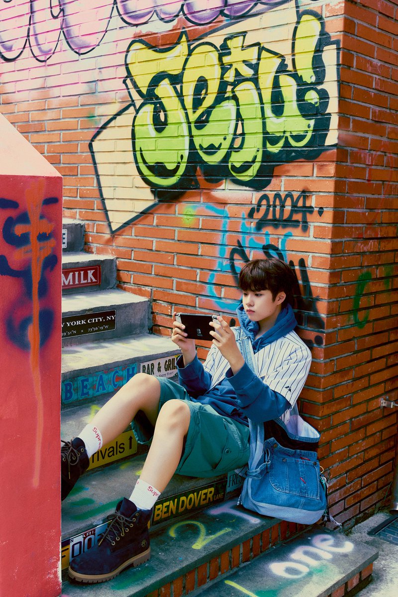 officialTheWind's tweet photo. 더윈드 (The Wind) 3rd Mini Album
'Hello : My First Love' ෆ

Concept Photo #1
BOY Ver.

💘2024.10.07 (MON) 6PM (KST)

#더윈드 #THEWIND #The_Wind
#Hello_MyFirstLove #반가워나의첫사랑
#안찬원 #ANCHANWON https://t.co/Z9YTmDEYAG