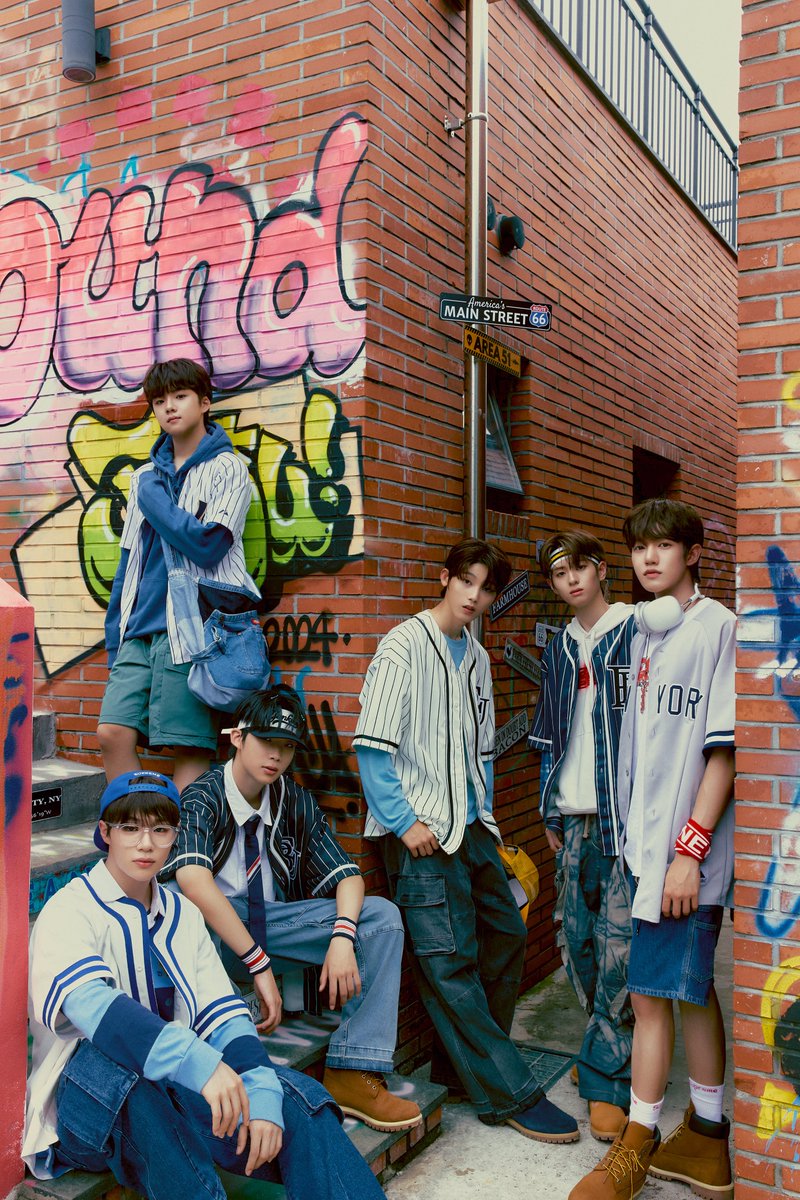 officialTheWind's tweet photo. 더윈드 (The Wind) 3rd Mini Album
'Hello : My First Love' ෆ

Concept Photo #1
BOY Ver.

💘2024.10.07 (MON) 6PM (KST)

#더윈드 #THEWIND #The_Wind
#Hello_MyFirstLove #반가워나의첫사랑
#김희수 #타나톤 #최한빈
#박하유찬 #안찬원 #장현준 https://t.co/G8fk2o89BI