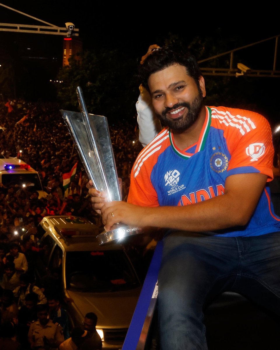 PullbyRS's tweet photo. Rohit Sharma is the most popular Sports Star in India in August🐐
#Devara #Garime #Balochistan #PakistanCricket #AishwaryaRai #DevaraOnSep27th #SupremeCourt #DevaraStorm #LISA #QueenModjadjimzansi #wahl24 #thicktrunktuesday #yfmholiday #uominiedonne #ImranKhan #orfduelle #sstvi https://t.co/YEl8GfIb7Y