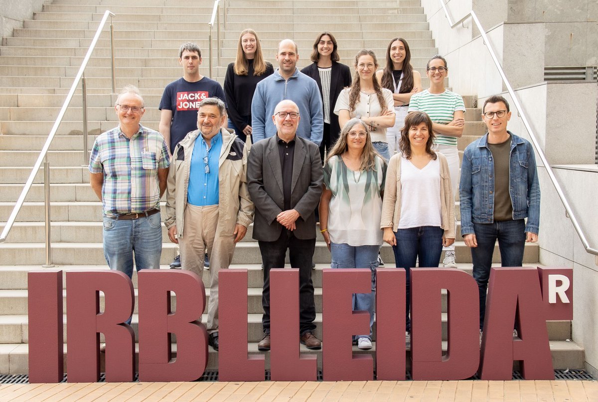 Cati_Lleida's tweet photo. 🔴Una investigació liderada per l'Institut de Recerca Biomèdica de Lleida descobreix un tractament amb molècules que podria alentir la progressió de l'ELA. 
👉Encara falten anys de proves per poder-lo aplicar en humans, però es considera un pas rellevant per combatre la malaltia https://t.co/53U6FL4gc5