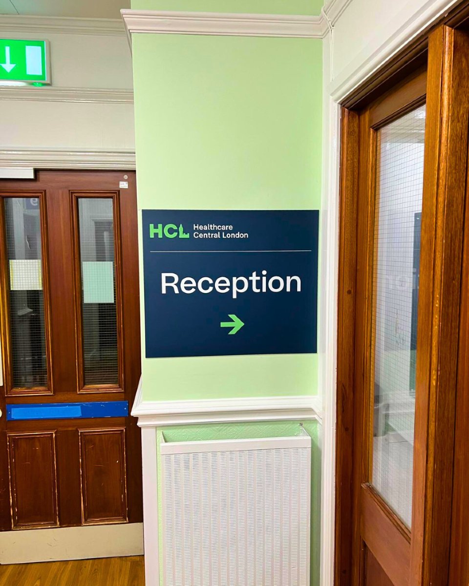 New wayfinding signage up at Falcon Road ➡️

#displaysigns #uksigns #bespokeuksignage #signmakinguk #wayfinding