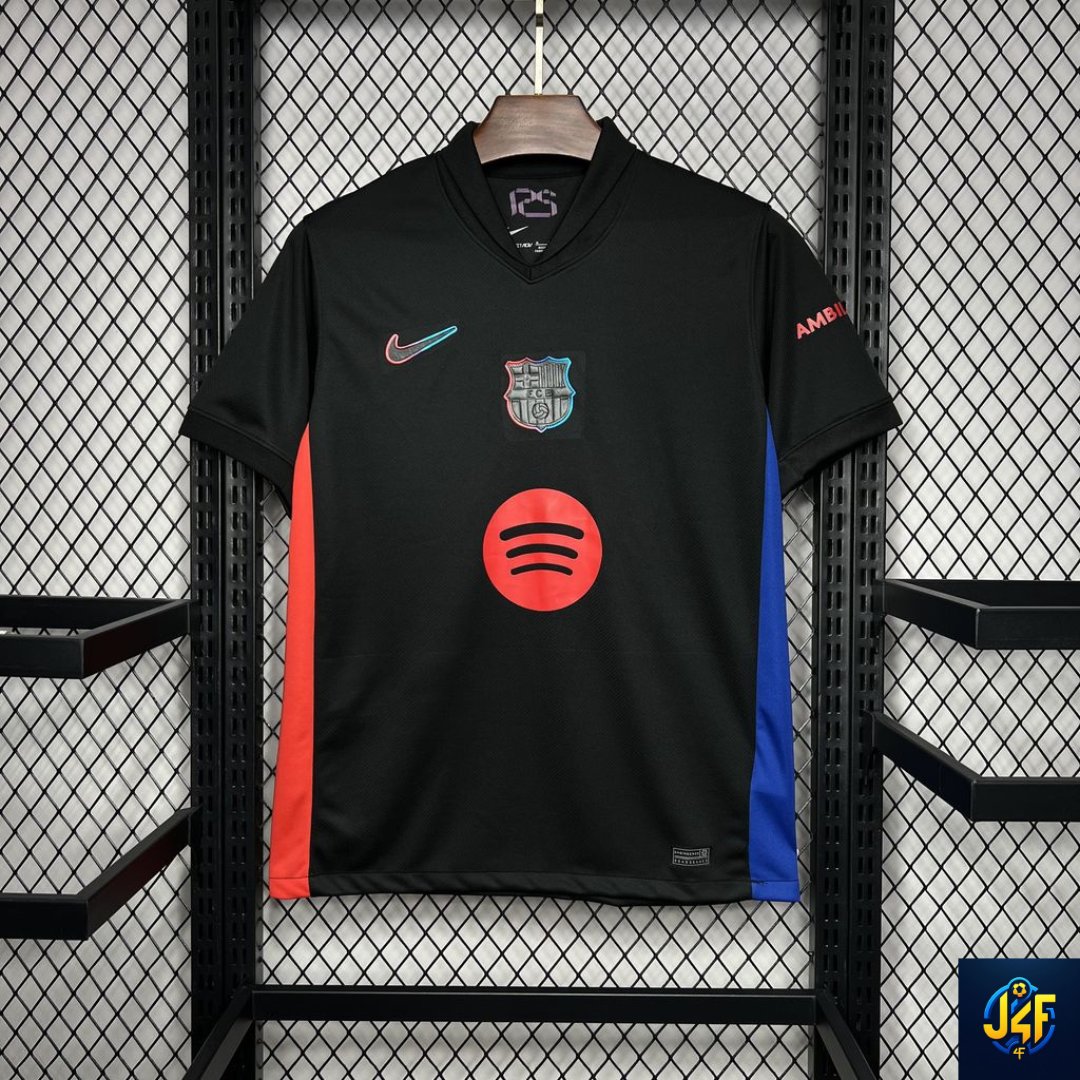 _j4fans_'s tweet photo. ⭐⭐Lamine Yamal Wonderkid⭐⭐

Partidazo de Lamine Yamal ante el Villarreal, contribuyo con una asistencia y siento todo un peligro desde la banda derecha

🛒🛒Estas novedades y más las puedes encontrar en nuestro catálogo🛒🛒 https://t.co/JfQ6rUc8sI