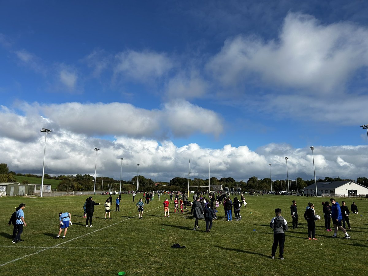 ste_costelloe's tweet image. What a fun filled day in @BalbrigganRFC for the @LeinsterBranch @FingalSports @EuSport Blitz over 360 Girls and Boys taking part!! #alwayssunnyinbalbriggan #Europeanweekofsport #BeActive