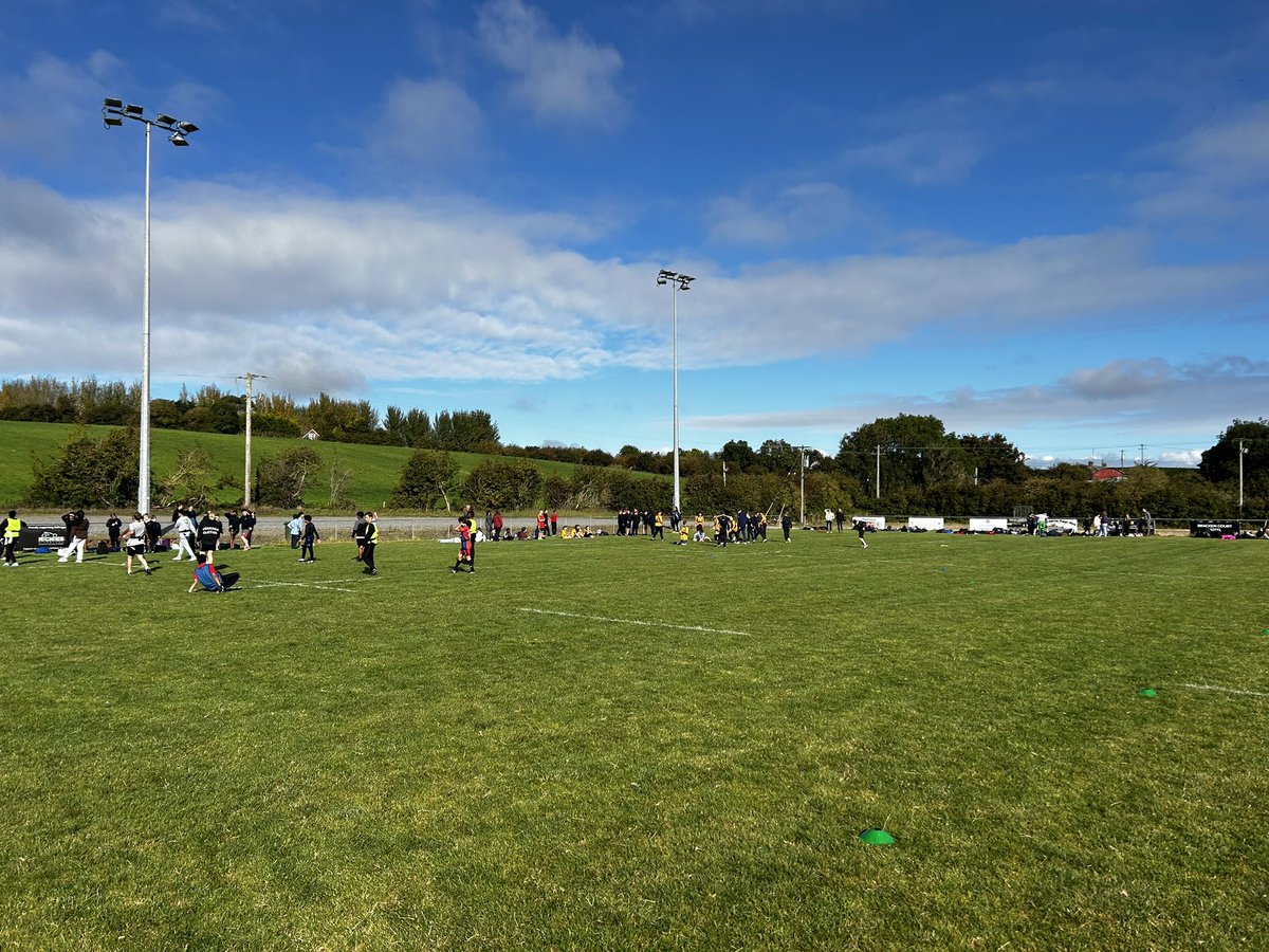 ste_costelloe's tweet image. What a fun filled day in @BalbrigganRFC for the @LeinsterBranch @FingalSports @EuSport Blitz over 360 Girls and Boys taking part!! #alwayssunnyinbalbriggan #Europeanweekofsport #BeActive