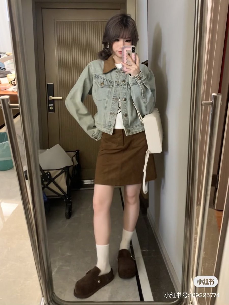 lamei_c's tweet photo. やっっと涼しくなってきた〜！ちょっとキレイめな秋コーデぜったいやりたい🍁🍂 https://t.co/EQukfJPocz