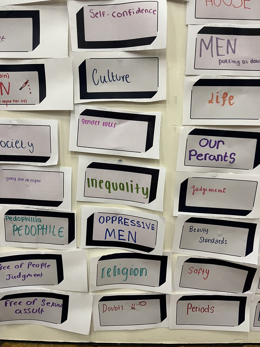 NikkiGiant's tweet image. We’re having a fantastic day at @CFGSchool with @PlanUK @FirstSentierUK running #TheBoost smashing gender stereotypes with girls! 🙌