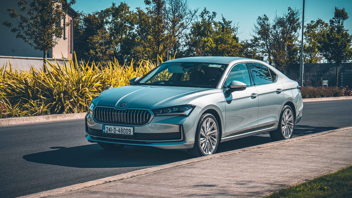 The many genuinely useful design features found in Škoda’s Superb are what most consumers need, not overly complicated screens or technology. 

rte.ie/lifestyle/moto…