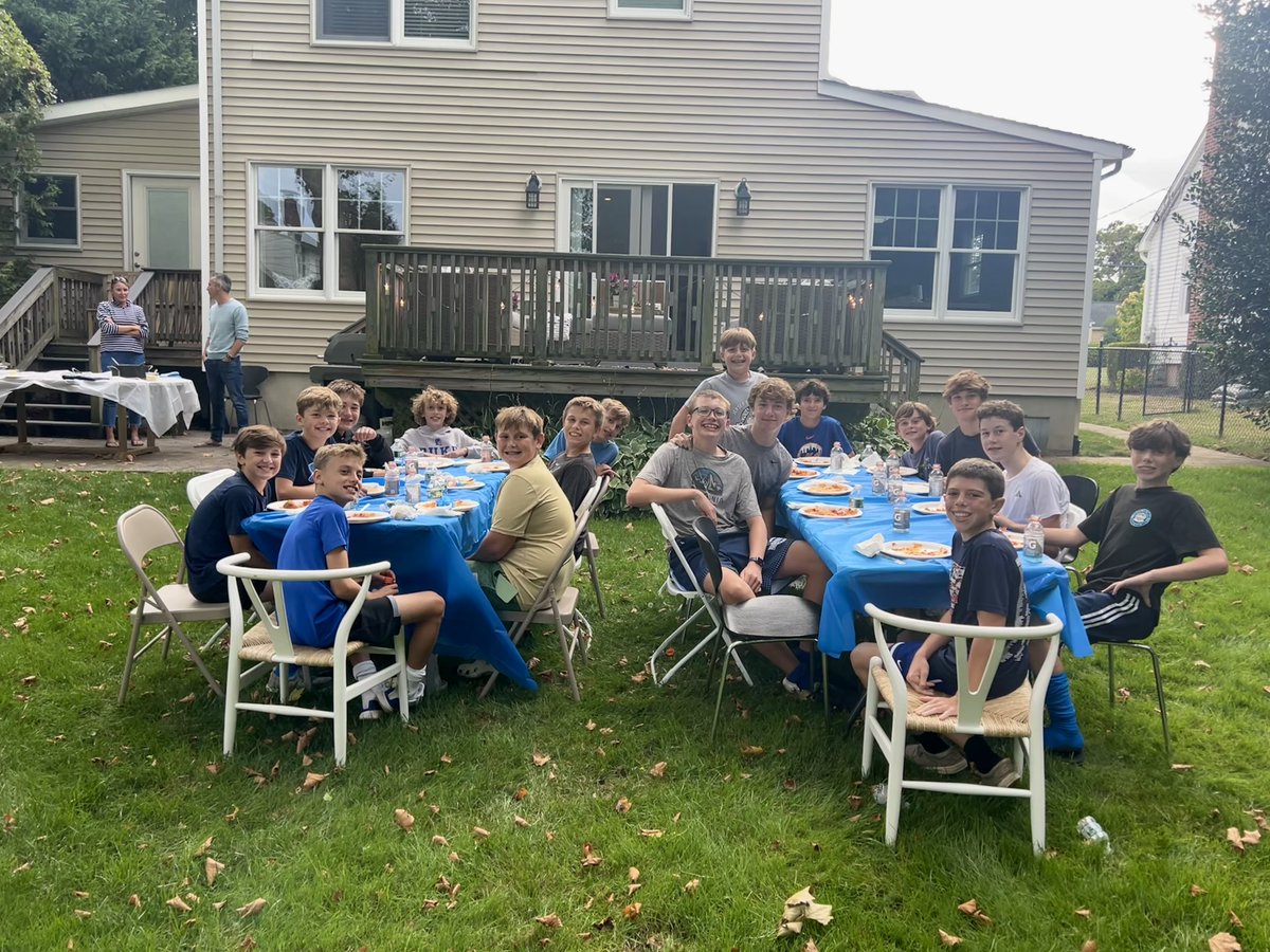 Erica Lencsak tweet media