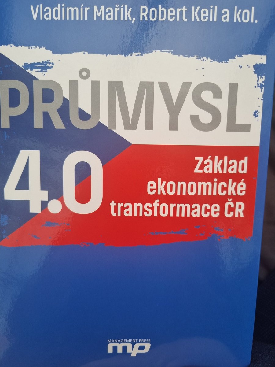 Slavnostní křest publikace Průmysl 4.0 - Základ ekonomické transformace ČŘ, na které jsem měl tu čest se spolu se spoluatory z ekosystému <a href="/NCP40/">NCP4.0</a> podílet