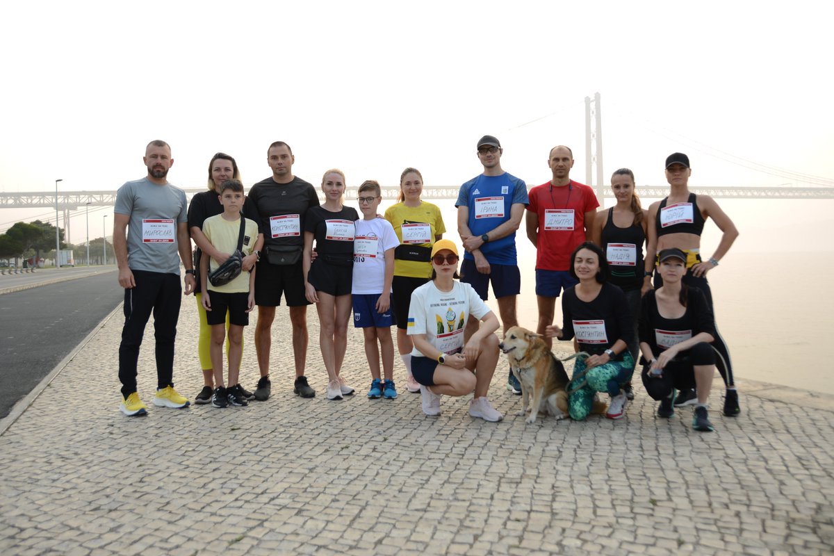 UKRinPRT's tweet photo. Em Lisboa 🇵🇹, por iniciativa da Lisbon UA Running Initiative, realizou-se a "Corrida por Dois" da @NP_official_ua . O evento apoiou a reabilitação de militares ucranianos que lutaram pela nossa liberdade. Agradecemos a todos os que participaram! 💙💛
#забігзадвох #racefortwo https://t.co/WJNqJBoLm8
