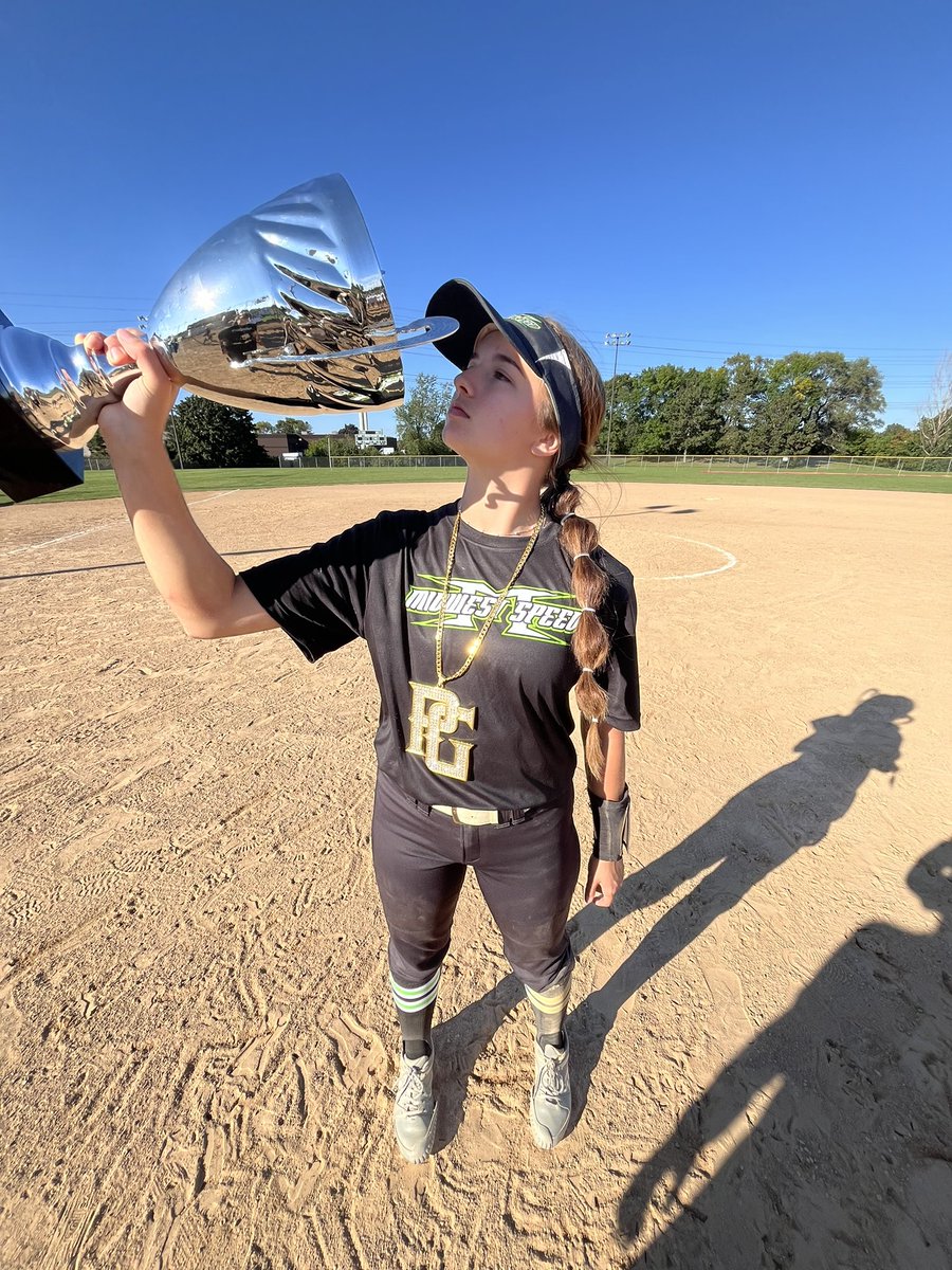 mayamiller2025's tweet photo. Another amazing tournament with @18uSpeed_Koltes ‼️ Took home some more hardware and went undefeated! Here are some tournament stats!

AVG .500
6 Hits
1 HR
4 RBIs

Cheers to another great weekend and amazing start to the fall!

@MIDWESTSPEEDSC @SZS_MN @ExtraInningSB @los_stuff https://t.co/7wmA7jjXko