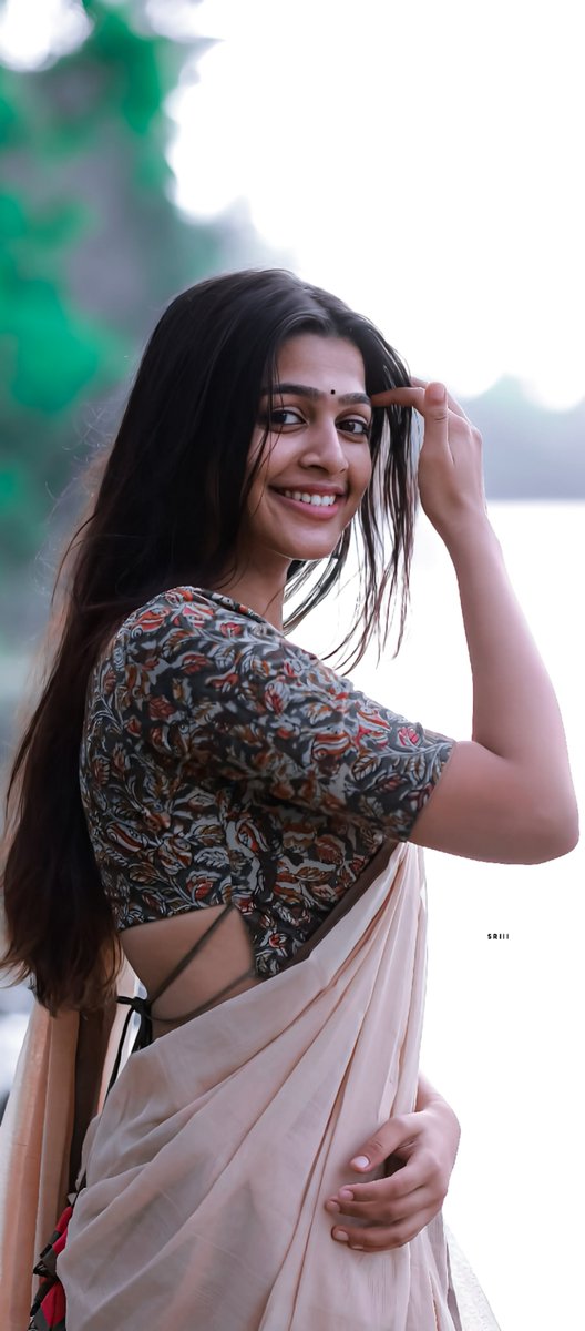 sri_verse's tweet photo. #AePulla - A n a n t h i k a 😻❤️✨
@Ananthika108 #Ananthika https://t.co/2WAeRUXkoH