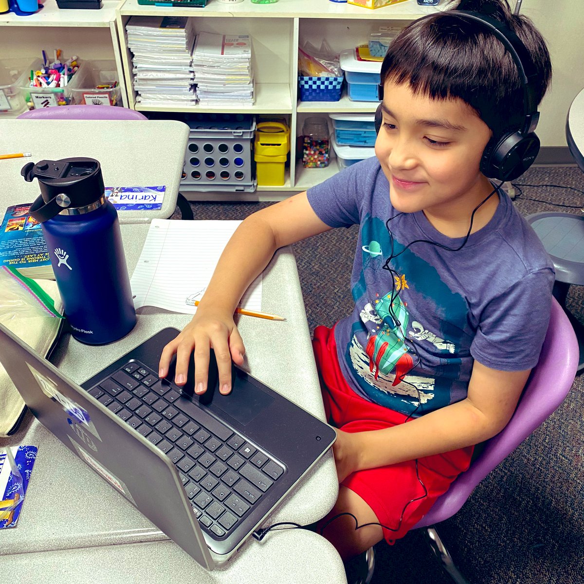 MrsCathyHeimel's tweet photo. We are reviewing our estimating skills at math stations! #Room214 #csethirdgrade #CSEcelebrates @CSE_Chameleons https://t.co/E9nAvAUJ9i