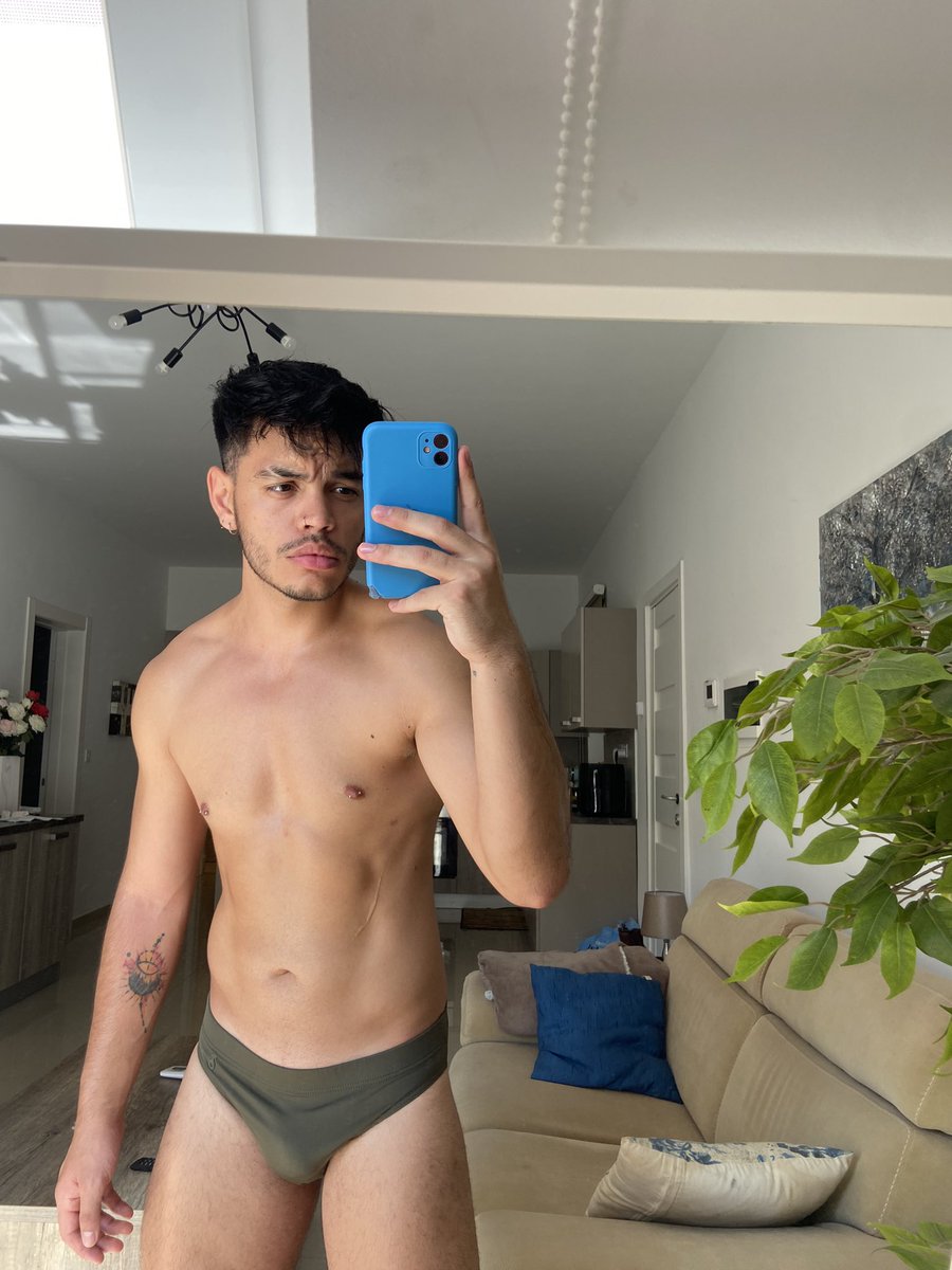 YovanEsteban's tweet photo. 1 o 2 ?  ❤️ https://t.co/VE3hIwoniq