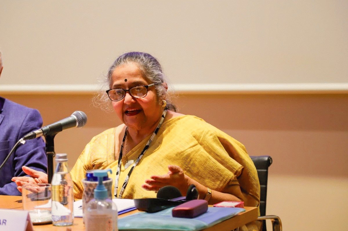 AamodDatar's tweet photo. The Central theme of the conference is 'Imagine Peace' and the Forum on which Didiji represented our country yesterday was 'The Great Asia - a challenge for Religions'. 
-- Aamod https://t.co/akOwuO3q5A