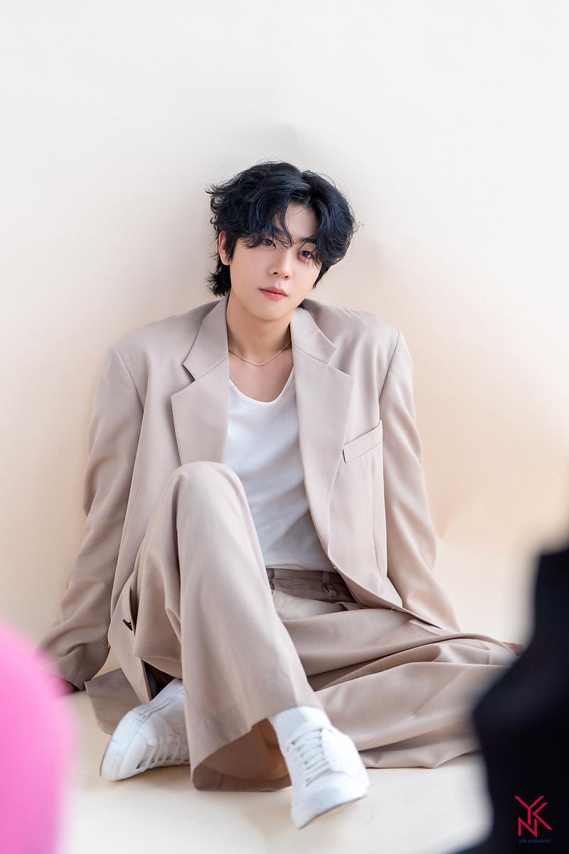 アクスタ…アクキー…
作りたい写真すぎる🤤❤️

#チェジョンヒョプ 
#ChaeJongHyeop